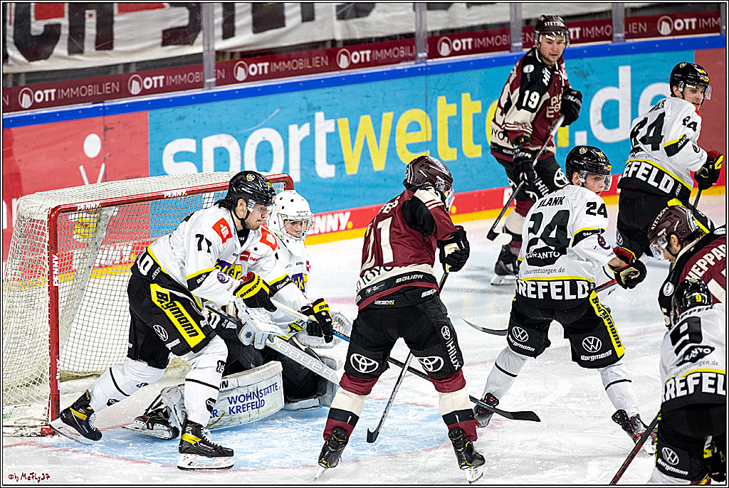 PENNY DEL;  Koelner Haie - Krefeld Pinguine; Koeln, 28.02.2021